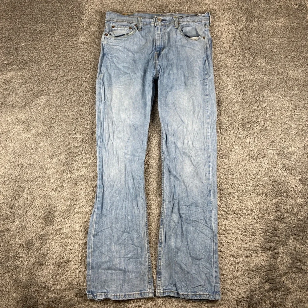 Levis measurements waist